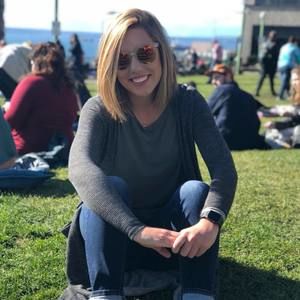 Meet your Posher, Amelia